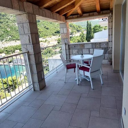 Adriatic - Apartment With Jacuzzi Собра Экстерьер фото